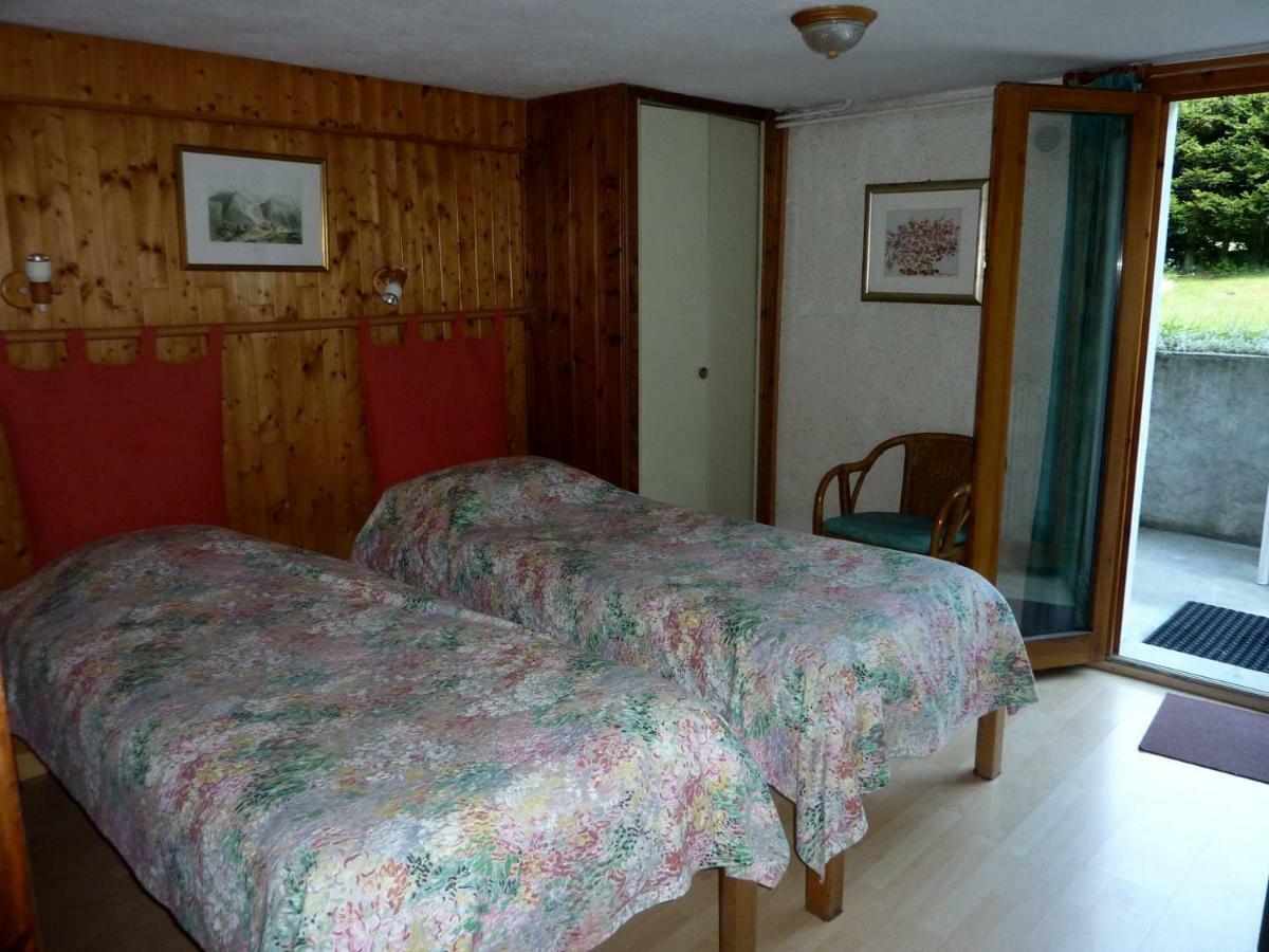 Chalets Pyrene Mont-Blanc Chamonix ภายนอก รูปภาพ