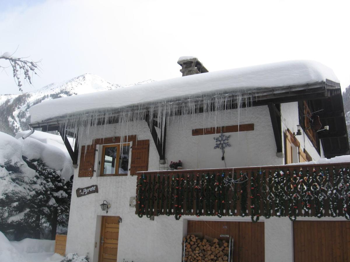 Chalets Pyrene Mont-Blanc Chamonix ภายนอก รูปภาพ